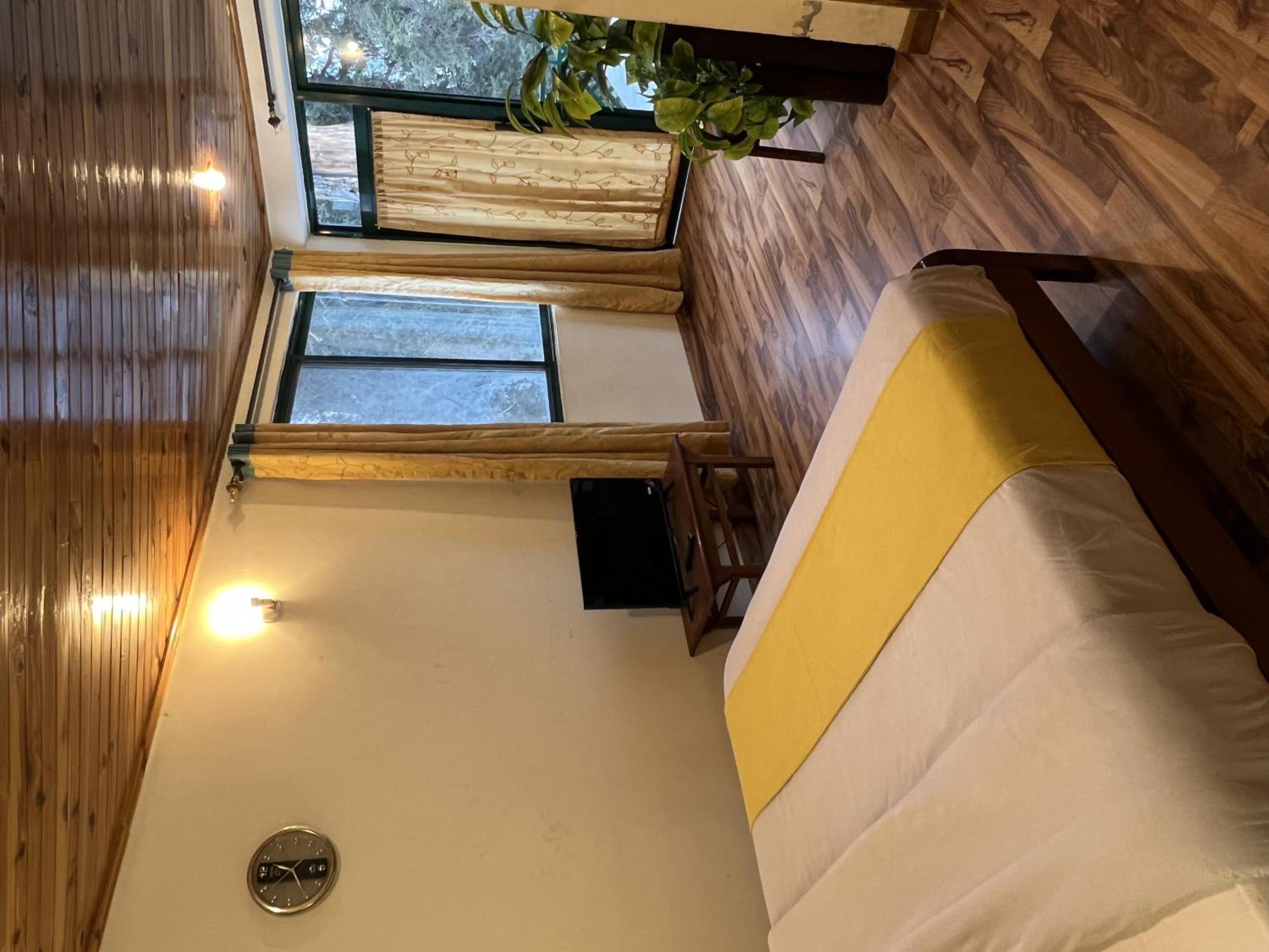 Umda Hotel Montana Nathia Gali Ngoại thất bức ảnh